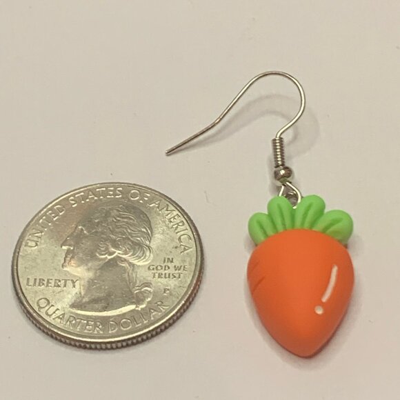 Carrot Earring, Easter Earring, Vegetable Earring, Silly Food Earring, Food - Picture 5 of 5